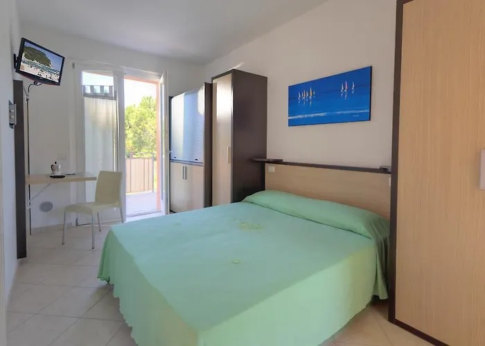 Affittacamere 3 Jolie