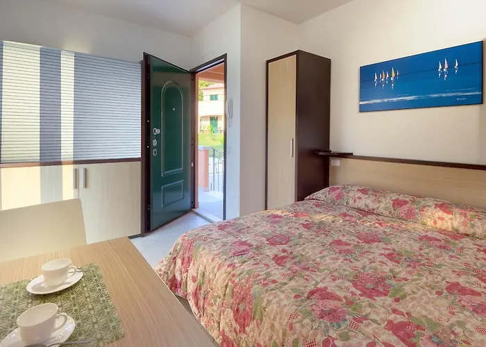 Πανσιόν Affittacamere 3 Jolie *